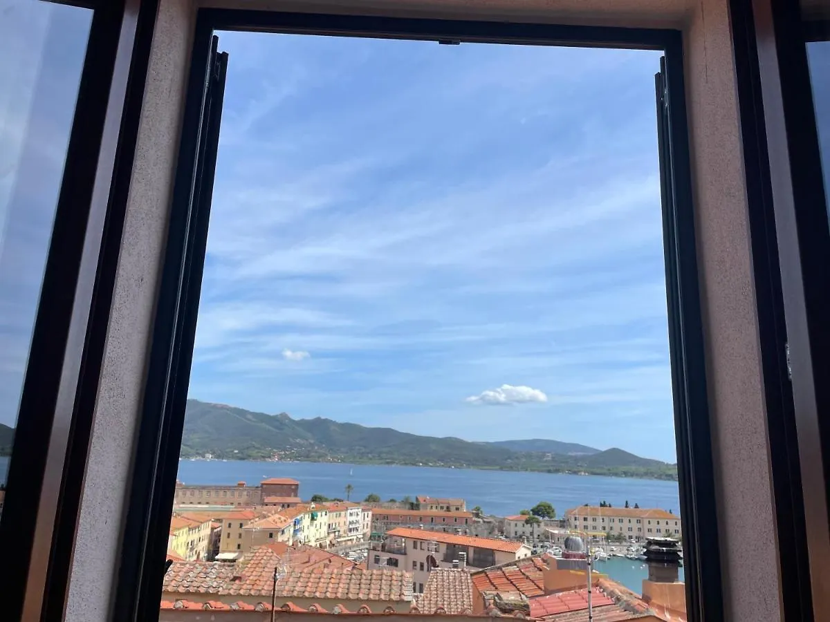 Hotel La Scalinata à Portoferraio Maison d'hôtes